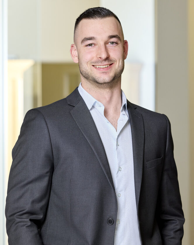 Portrait de Alex Levac